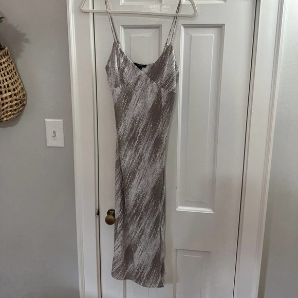 Forever 21 midi dress - Picture 1 of 3